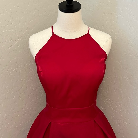 NEW CHRISTNA WU SZ 16 CLARET RED FORMAL ORGANZA TIE BACK BALLGOWN WITH POCKETS - Picture 3 of 13